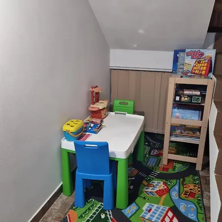 Lieskovec - V Lese Blizko Zubacky