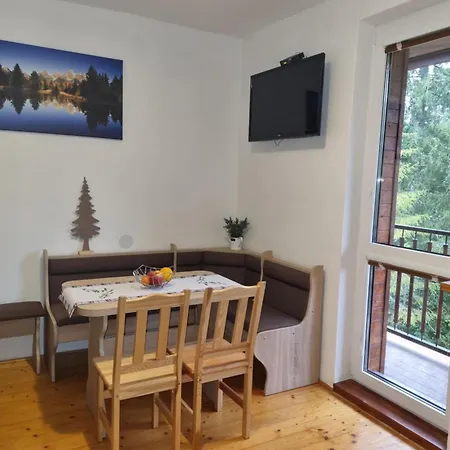 Lieskovec - V Lese Blizko Zubacky * Tatranska Strba